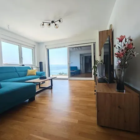 Aduros Bayview דירה Dobreć