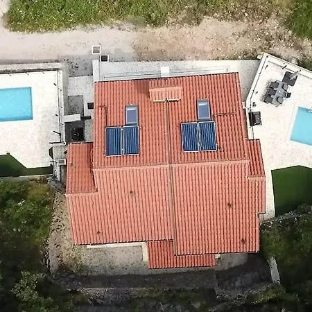 Aduros Bayview Apartamento *
